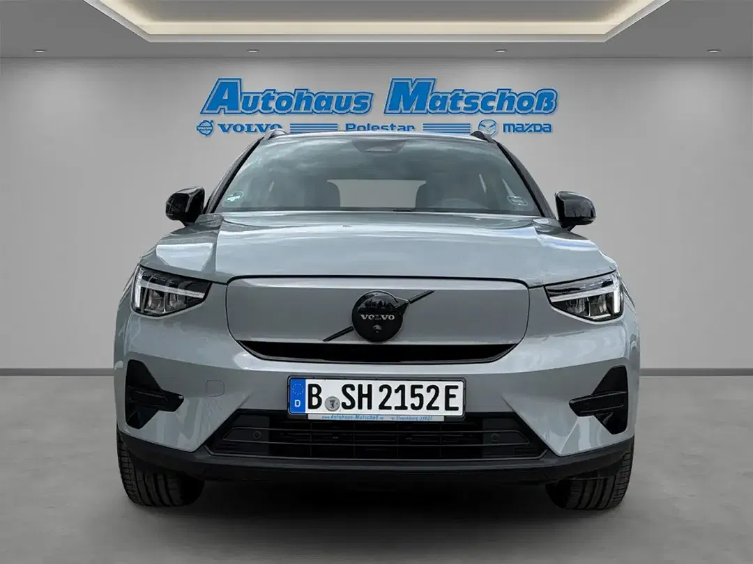 Volvo EX40 Single Motor Extended Range Plus Black Edition - Thumbnail 8