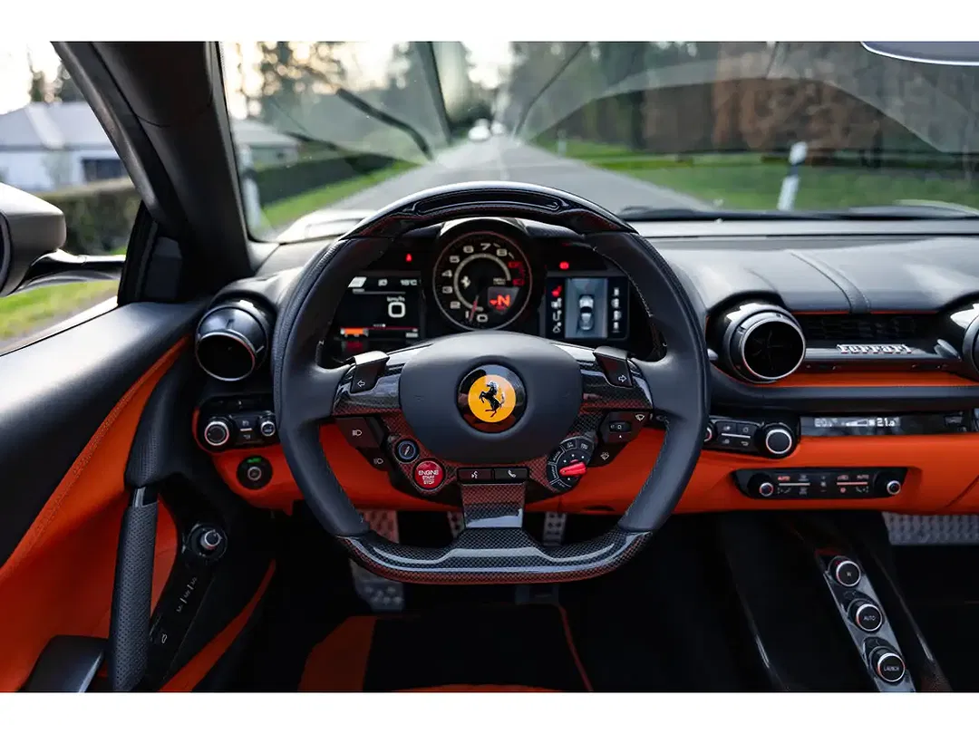 Ferrari 812 GTS - Thumbnail 11