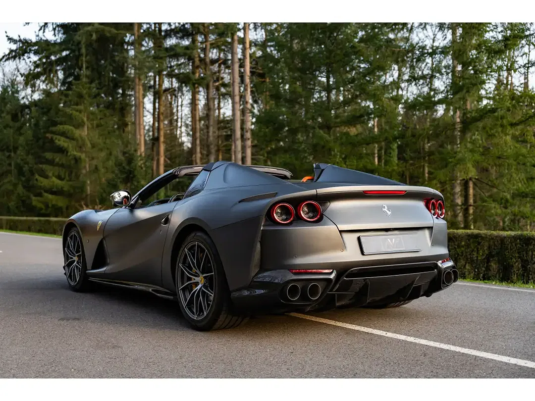 Ferrari 812 GTS - Thumbnail 7