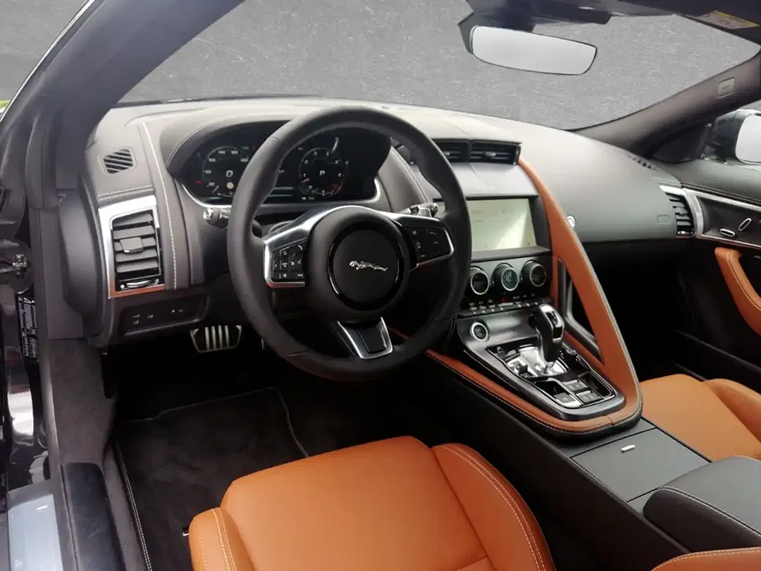 Jaguar F-Type P450 Coupe R-Dynamic Black - foto 1