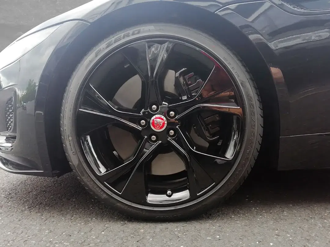 Jaguar F-Type P450 Coupe R-Dynamic Black - foto 8