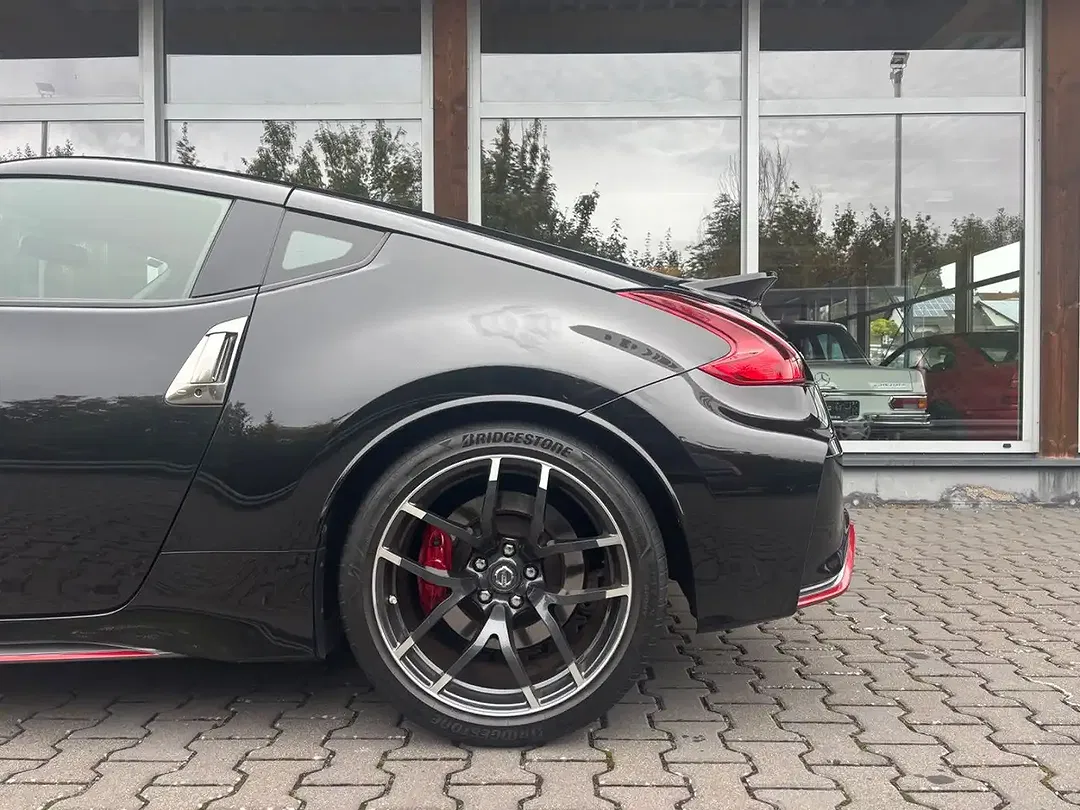 Nissan 370Z NISMO - Thumbnail 22