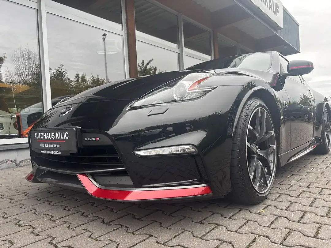 Nissan 370Z NISMO - Thumbnail 24
