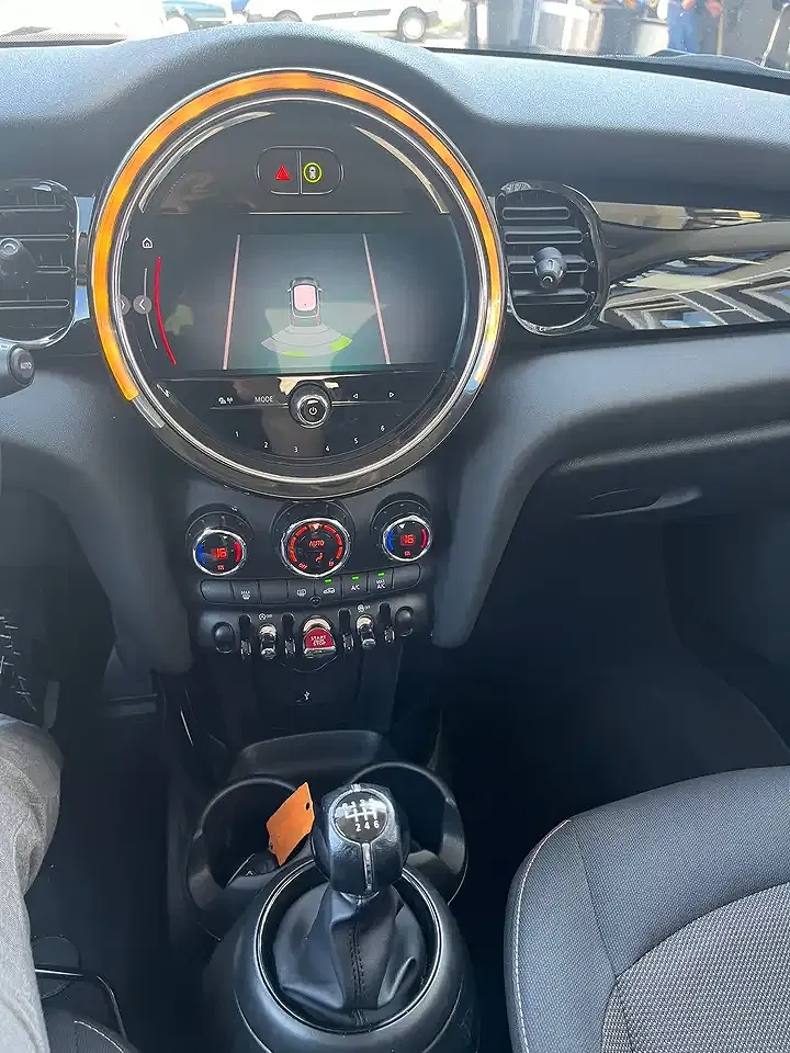 MINI Cooper Essential Trim - Thumbnail 11