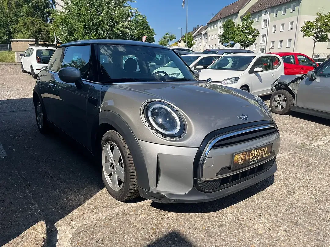MINI Cooper Essential Trim - Thumbnail 4