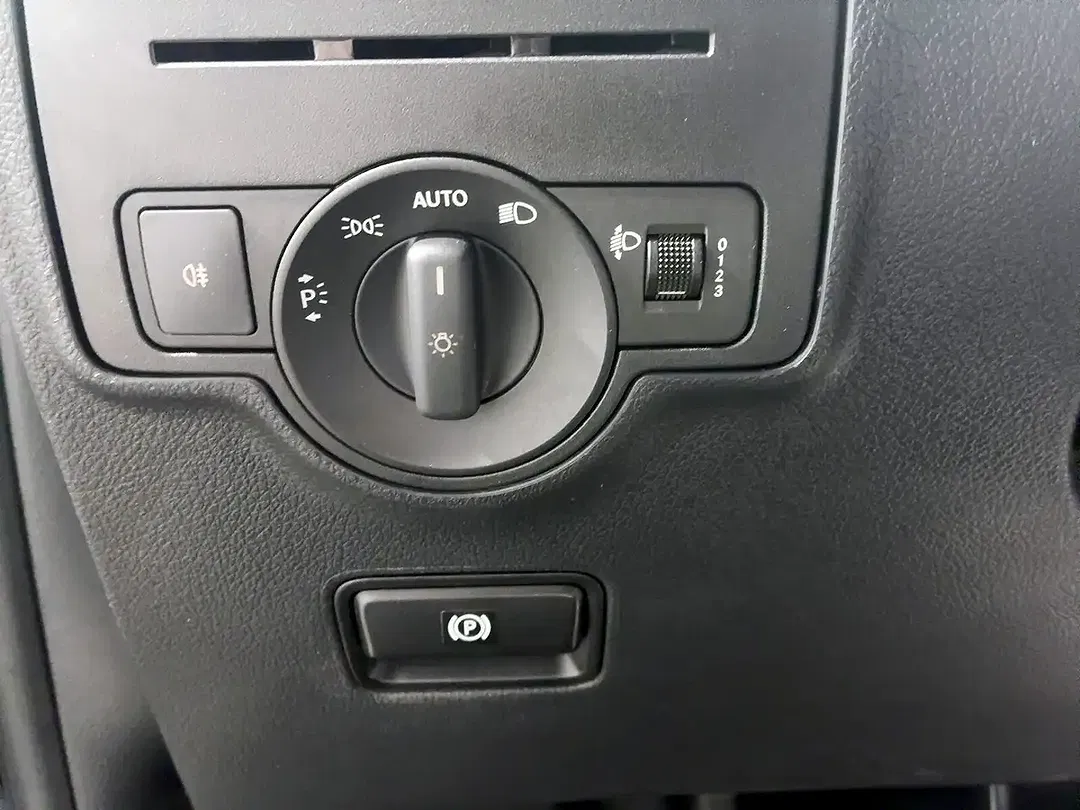 Mercedes-Benz Vito - Thumbnail 11