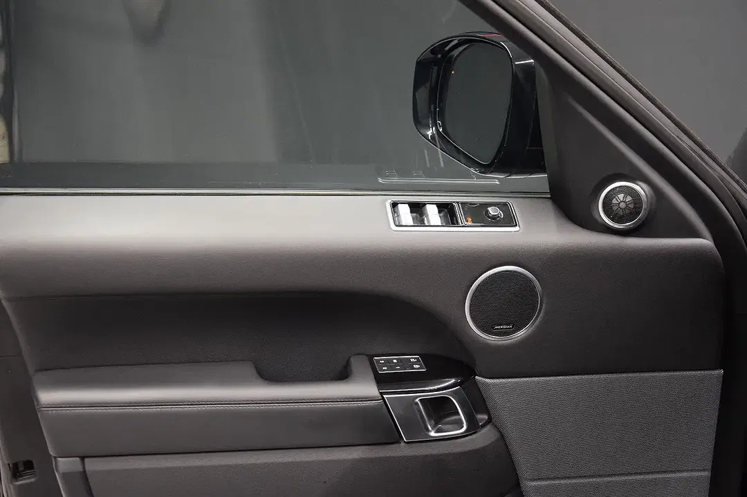 Land Rover Range Rover Sport Hybrid HSE - Thumbnail 11