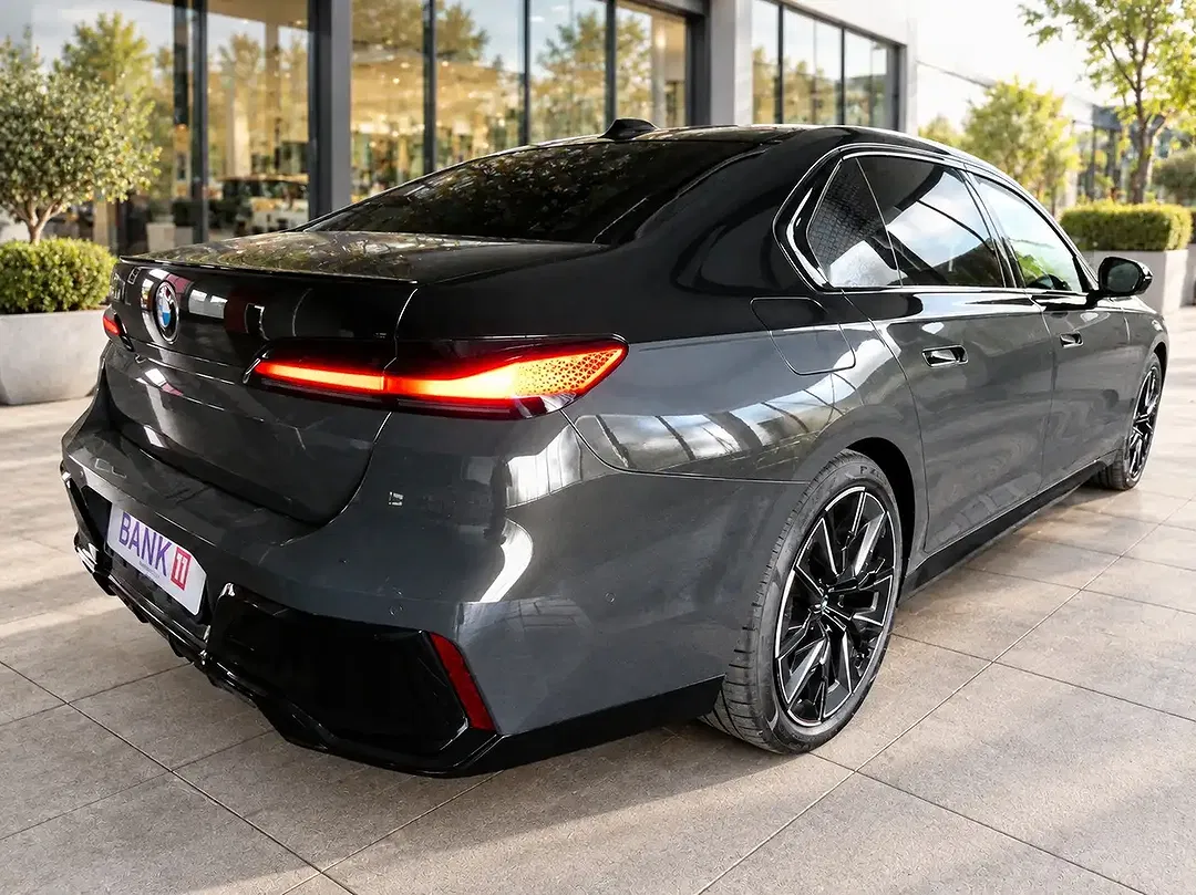 BMW 740 - Thumbnail 5
