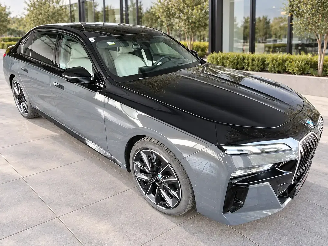 BMW 740 - Thumbnail 7