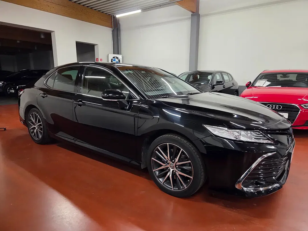 Toyota Camry Hybrid Premium Plus - Afbeelding 1