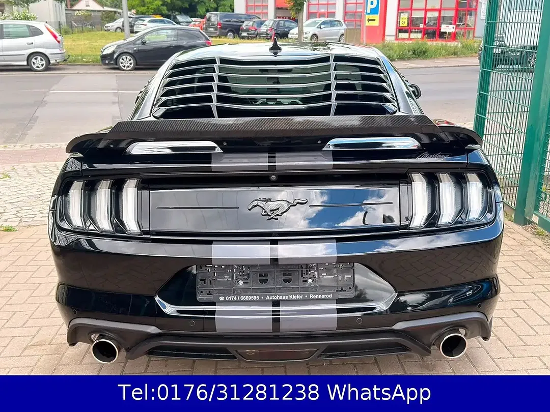 Ford Mustang GT - Thumbnail 6