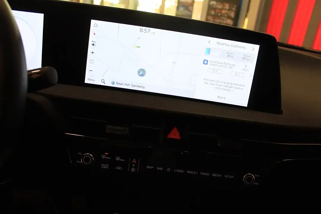 Kia EV6 - Thumbnail 14