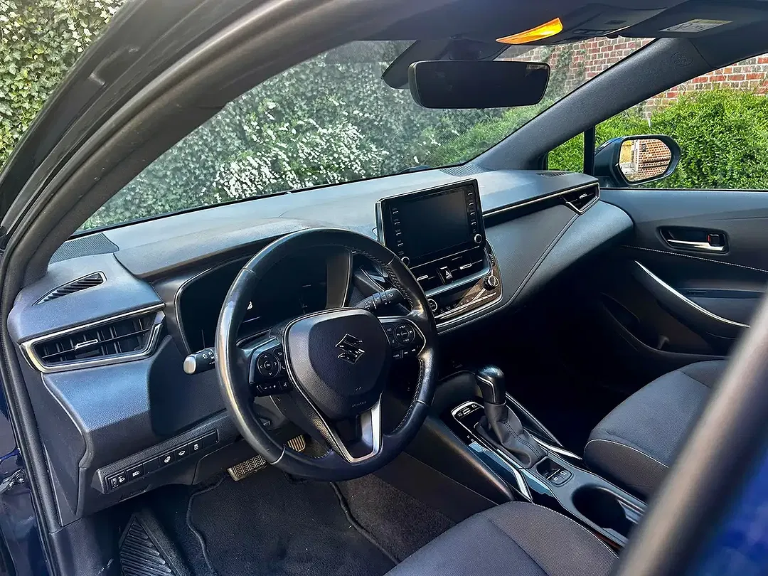 Suzuki Swace Hybrid 1.8 - Thumbnail 13