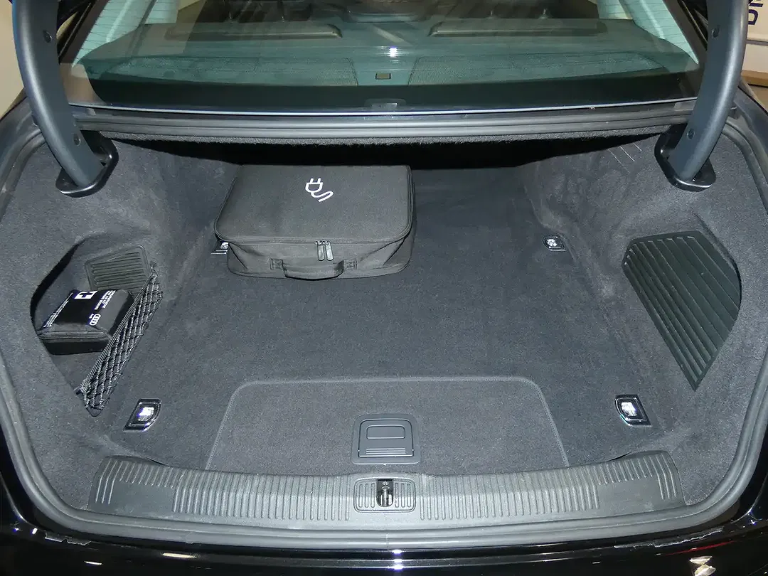 Audi A8 60 TFSI e quattro - Thumbnail 11