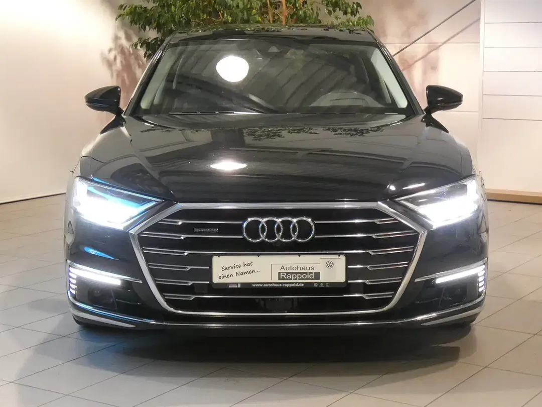 Audi A8 60 TFSI e quattro - foto 2