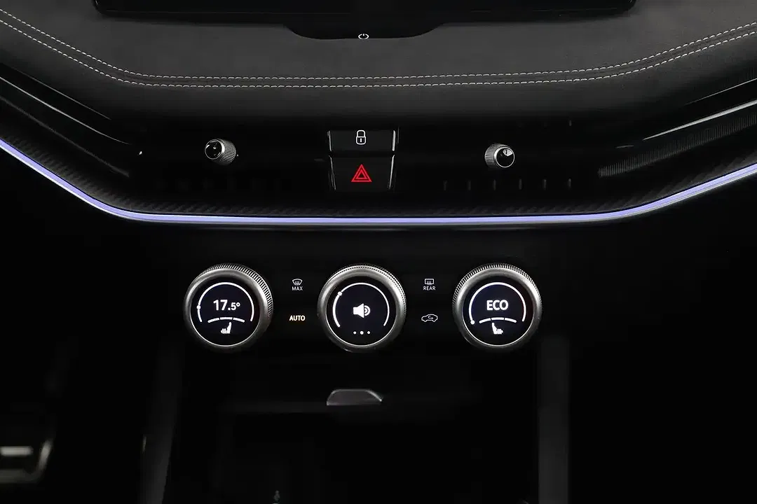 Skoda Superb PHEV Combi - Thumbnail 13