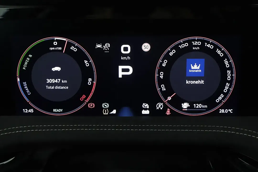 Skoda Superb PHEV Combi - Thumbnail 7