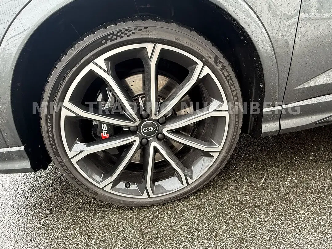 Audi RS Q3 2.5 - Thumbnail 20