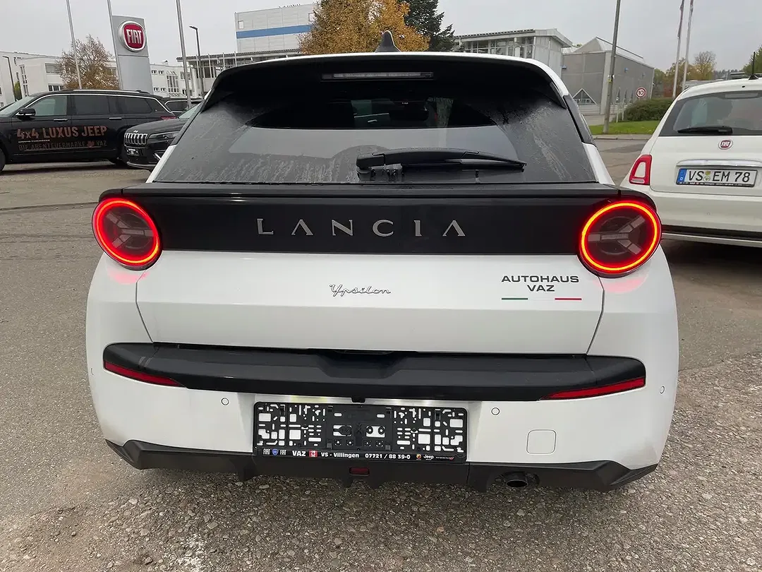 Lancia Ypsilon Hybrid LX - Thumbnail 7