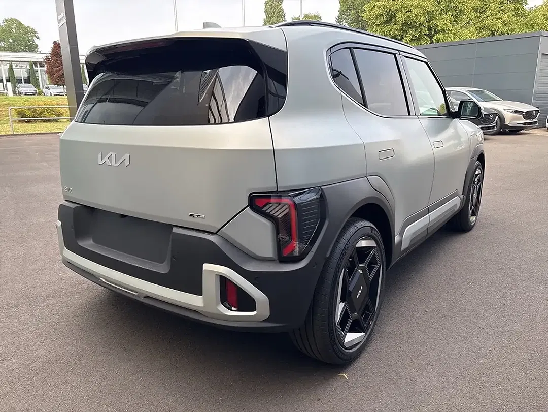 Kia EV2 GT-Line - Thumbnail 3