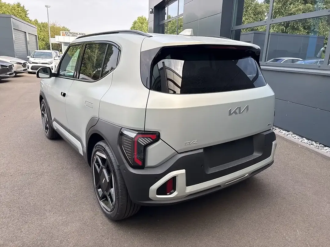 Kia EV2 GT-Line - Thumbnail 4