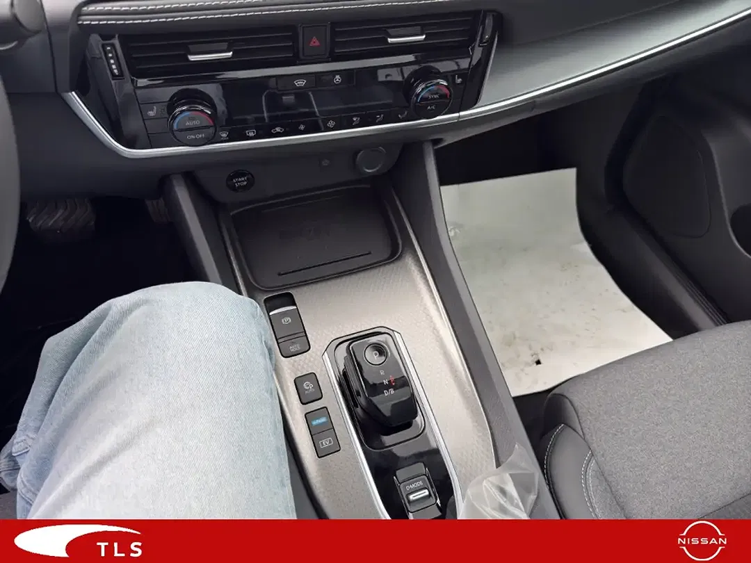 Nissan Qashqai N-Connecta - Thumbnail 14