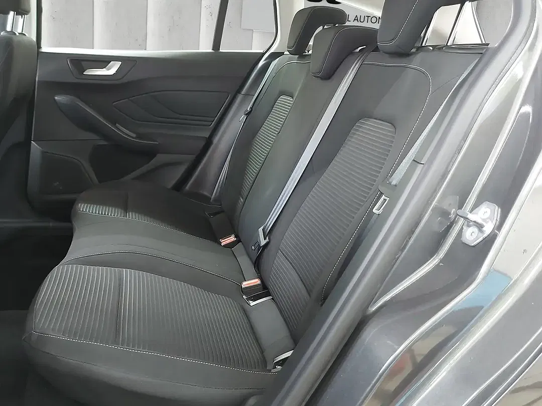 Ford Focus 1.0 EcoBoost AUT Titanium - Thumbnail 11