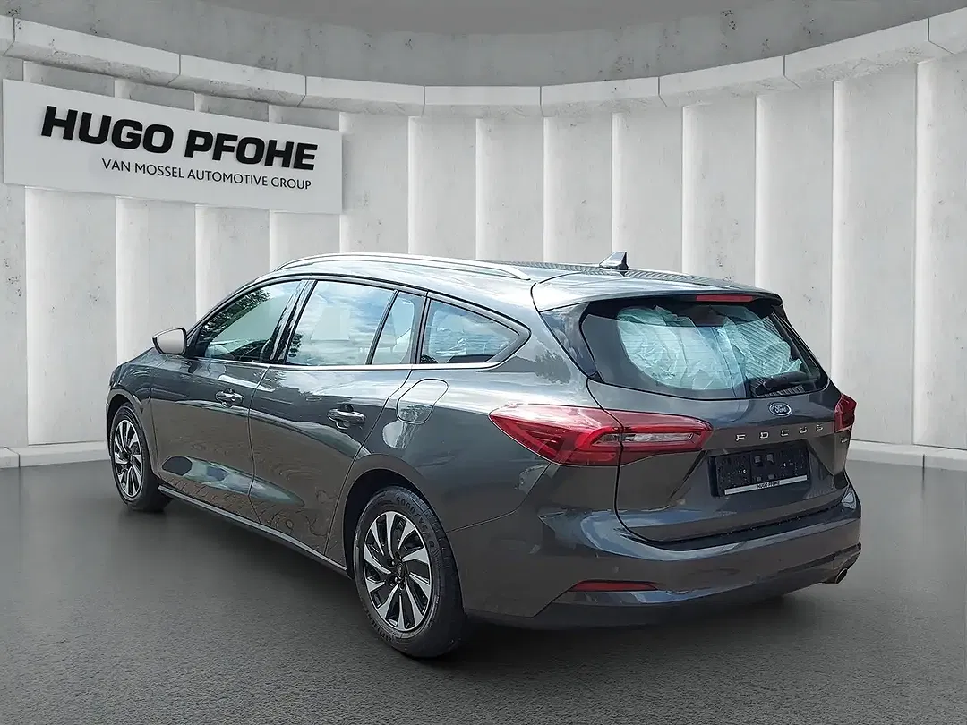 Ford Focus 1.0 EcoBoost AUT Titanium - Thumbnail 3