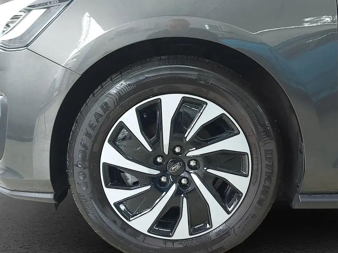 Ford Focus 1.0 EcoBoost AUT Titanium - Thumbnail 9