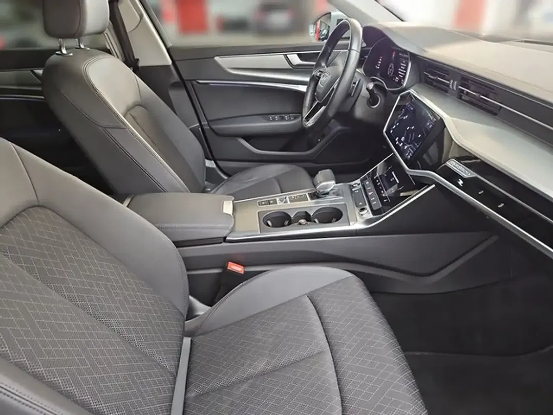 Audi A6 Avant design - Thumbnail 20