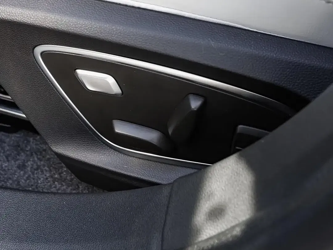 Renault Scenic Iconic - Thumbnail 10