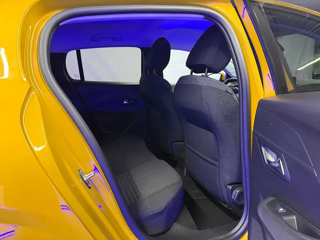 Peugeot 208 Active - Thumbnail 13