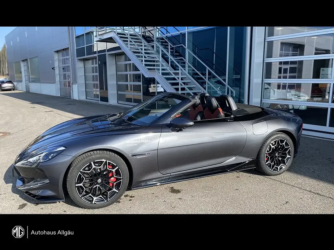 MG Cyberster - Thumbnail 9