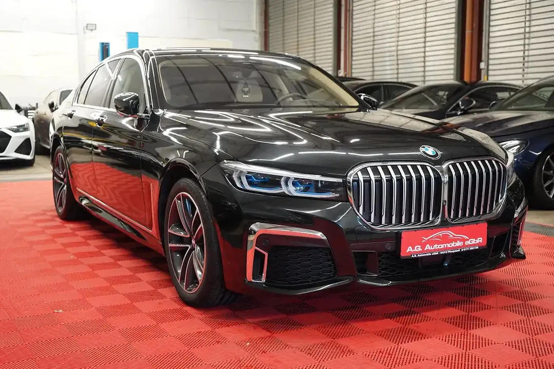 BMW 740 xDrive M - foto 2