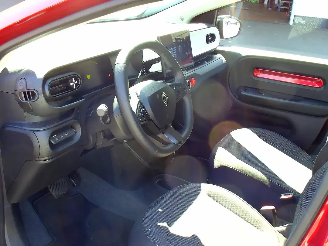 Renault Twingo E-Tech Evolution Urban - Thumbnail 7