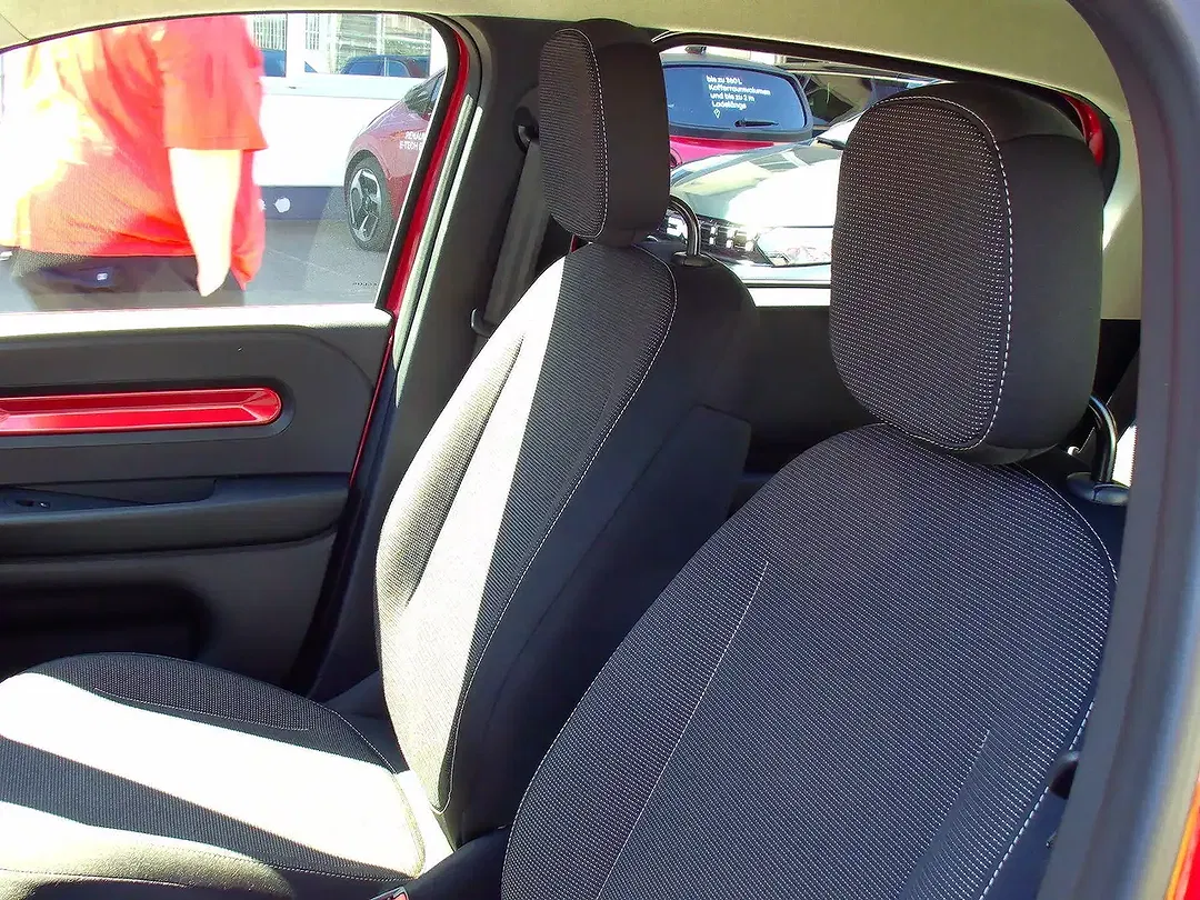 Renault Twingo E-Tech Evolution Urban - Thumbnail 9