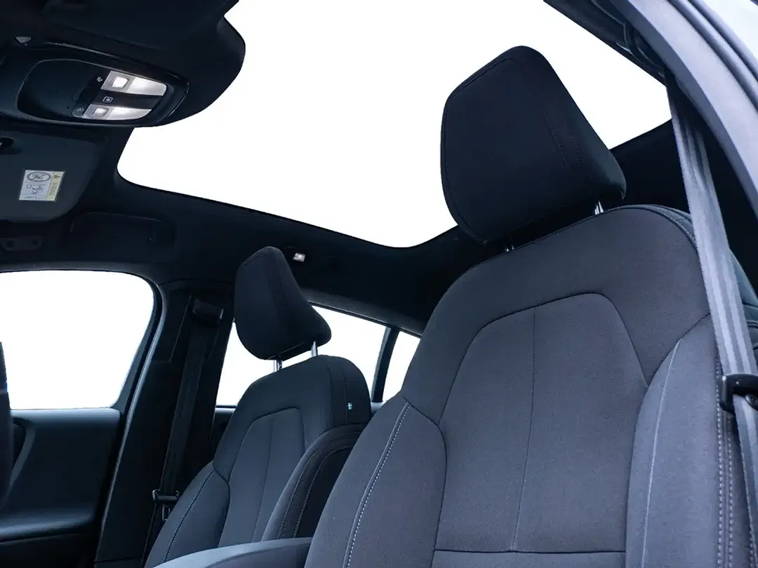 Volvo C40 Recharge Plus - Thumbnail 10