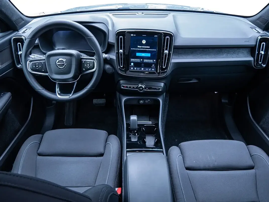 Volvo C40 Recharge Plus - Thumbnail 7