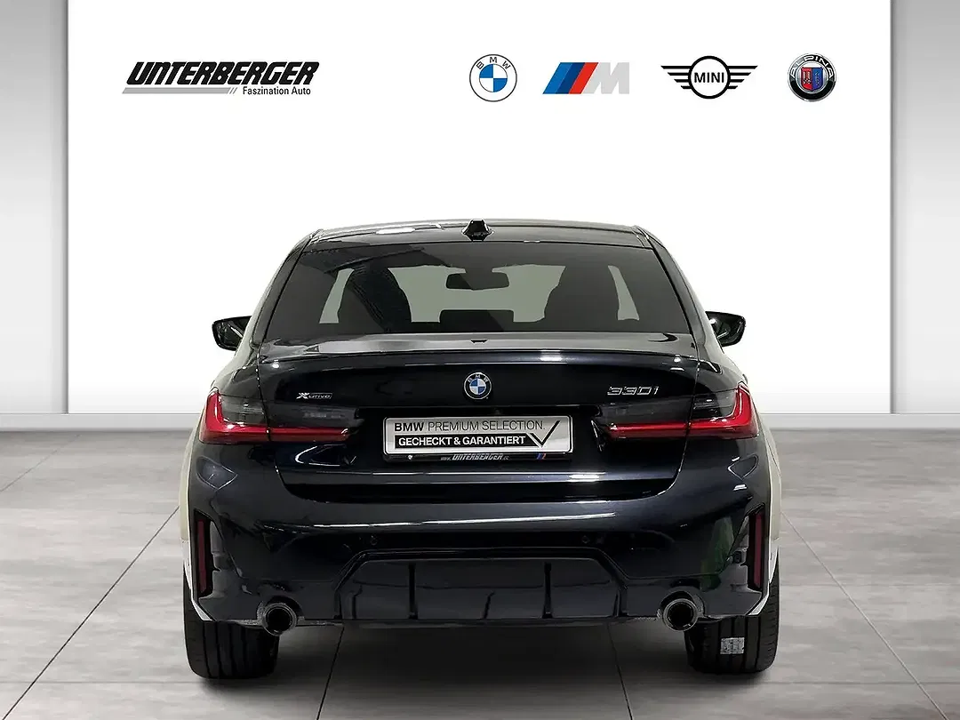 BMW 330 xDrive M Pro - Thumbnail 5