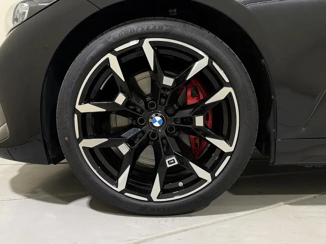 BMW 330 xDrive M Pro - Thumbnail 8