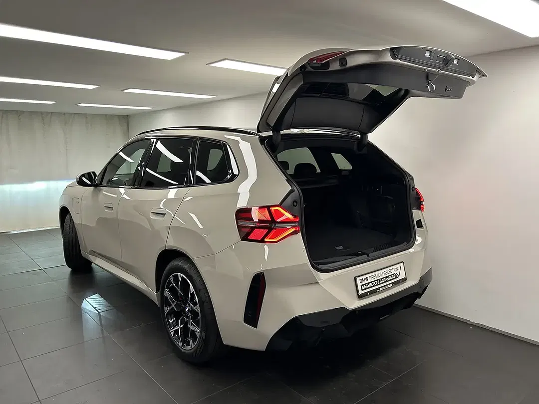 BMW X3 xDrive M Pro - Thumbnail 13