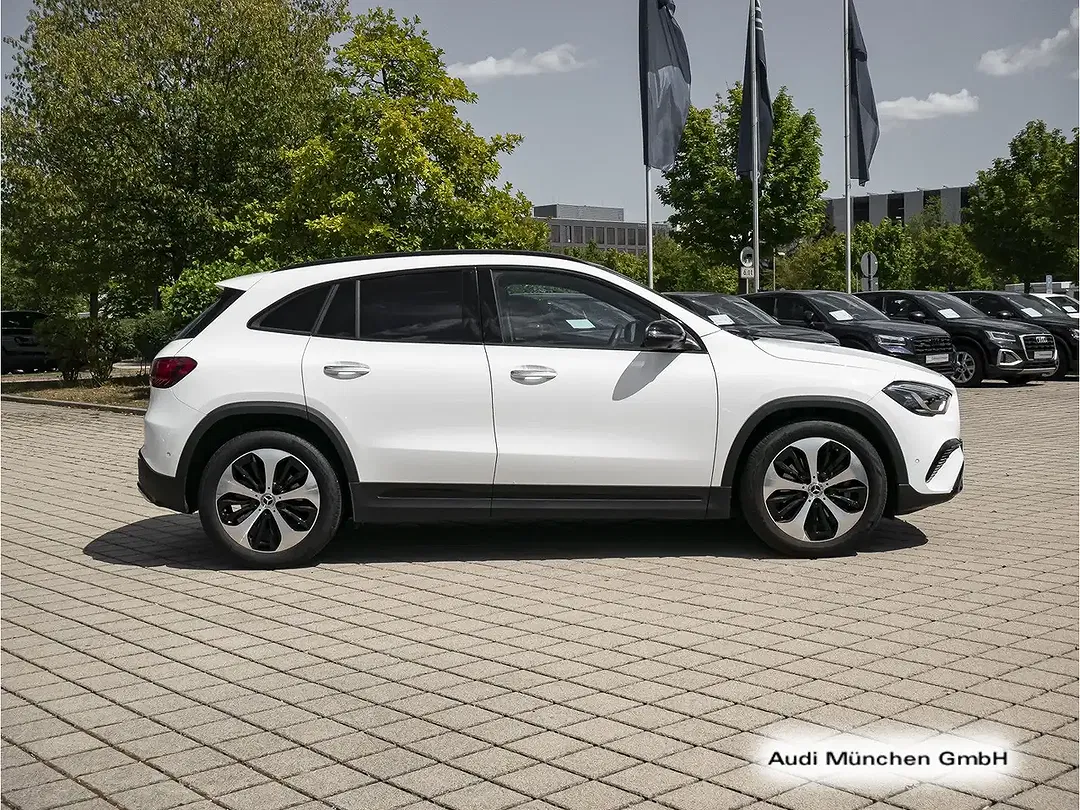 Mercedes-Benz GLA 220 4MATIC Edition Progressive - Thumbnail 3