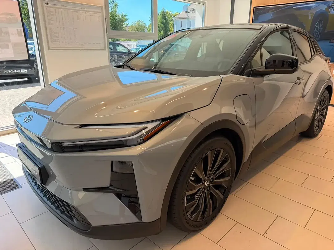 Toyota C-HR 4x4 Lounge - foto 2