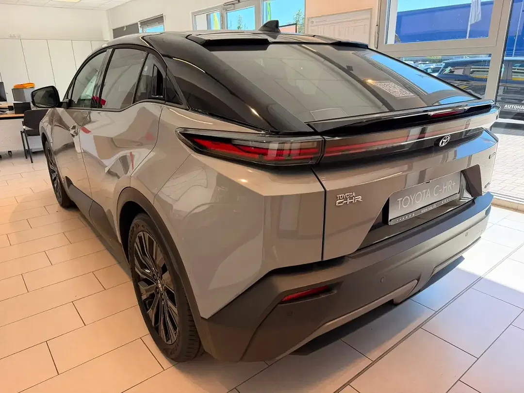 Toyota C-HR 4x4 Lounge - Thumbnail 4