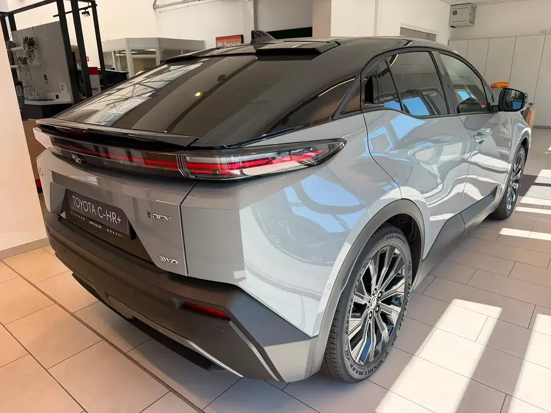 Toyota C-HR 4x4 Lounge - Thumbnail 6