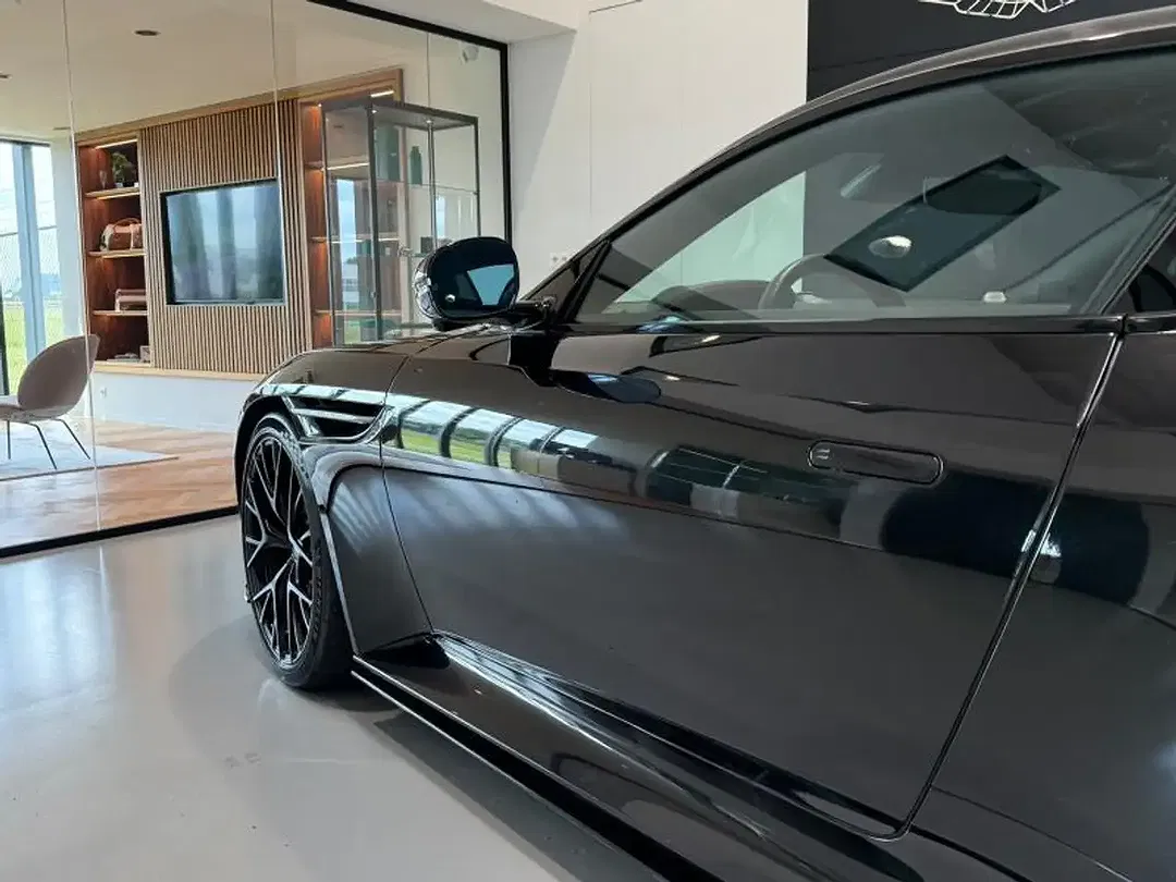 Aston Martin DB12 Coupe - Thumbnail 39