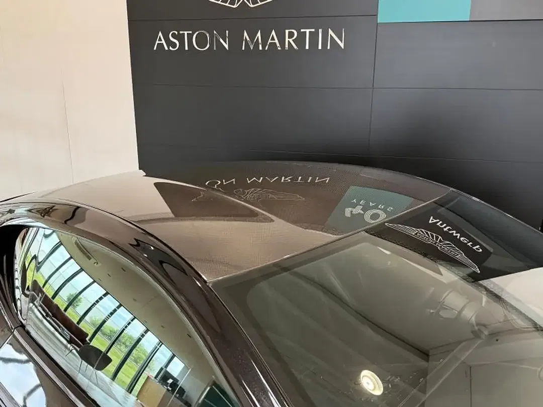 Aston Martin DB12 Coupe - Thumbnail 7