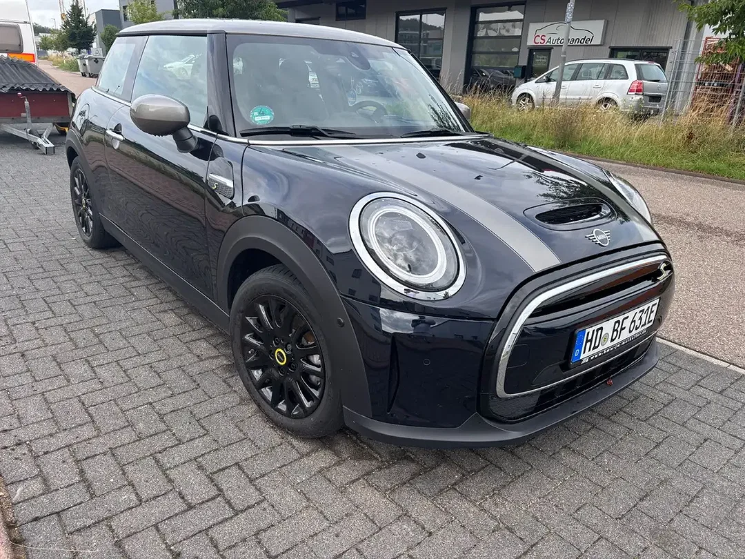 MINI Cooper SE Classic Trim - Afbeelding 1