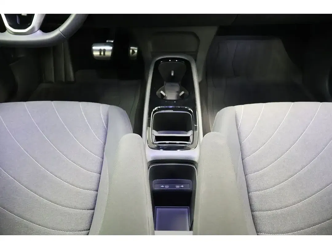 Volkswagen ID.3 Pro - Thumbnail 9