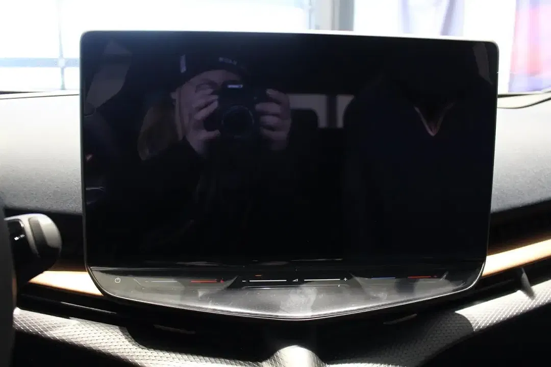 CUPRA Tavascan 4Drive VZ - Thumbnail 9